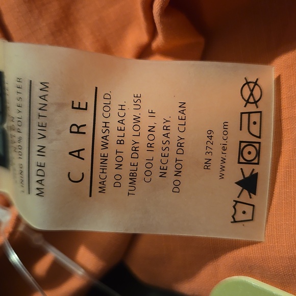 REI Sahara Shirt LS button up - Picture 3 of 4